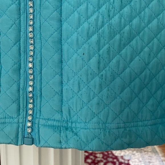 Quacker Factory women’s Aqua full zip Reinstone Detail quilted Jacket 100%silk L - Picture 6 of 8